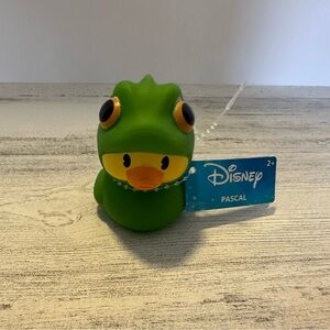 Disney Mini Ducks Tangled Pascal NEW
